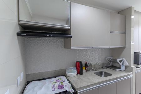 Apartamento à venda com 75m², 3 quartos e 2 vagas Apartamento à venda com 75m², 3 quartos e 2 vagasCozinha e Área de Serviço