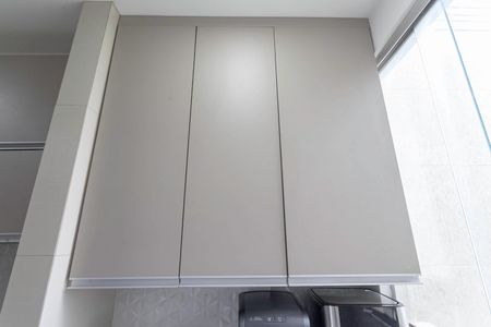 Apartamento à venda com 75m², 3 quartos e 2 vagas Apartamento à venda com 75m², 3 quartos e 2 vagasCozinha e Área de Serviço