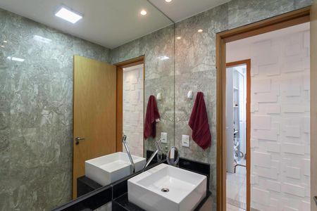 Apartamento à venda com 75m², 3 quartos e 2 vagas Apartamento à venda com 75m², 3 quartos e 2 vagasBanheiro social