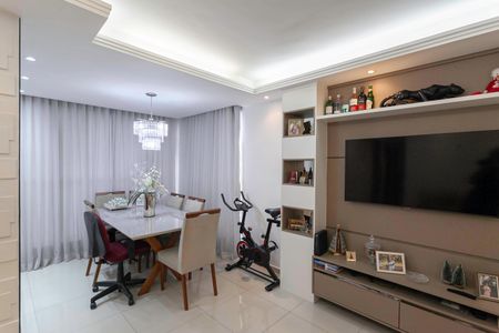 Apartamento à venda com 75m², 3 quartos e 2 vagas Apartamento à venda com 75m², 3 quartos e 2 vagasSala