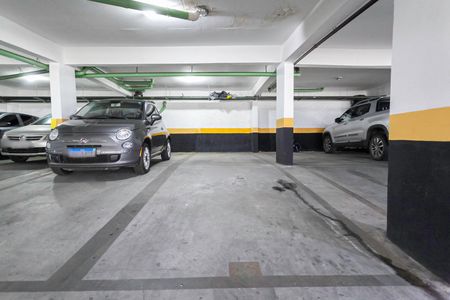 Apartamento à venda com 75m², 3 quartos e 2 vagas Apartamento à venda com 75m², 3 quartos e 2 vagasGaragem