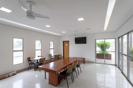 Apartamento à venda com 75m², 3 quartos e 2 vagas Apartamento à venda com 75m², 3 quartos e 2 vagasÁrea comum - Salão de festas