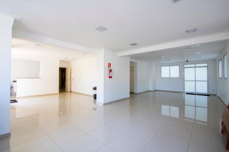 Apartamento à venda com 65m², 2 quartos e 2 vagasÁrea comum - Salão de festas