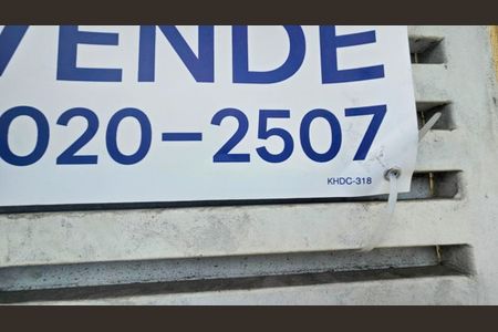 Casa para alugar com 169m², 3 quartos e 5 vagasFachada - plaquinha