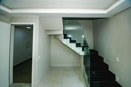 Apartamento à venda com 3 quartos, 201m² em Vila Cloris, Belo Horizonte