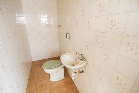 Apartamento à venda com 135m², 3 quartos e 1 vaga Apartamento à venda com 135m², 3 quartos e 1 vagaÁrea de Serviço - Banheiro
