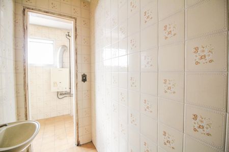 Apartamento à venda com 135m², 3 quartos e 1 vaga Apartamento à venda com 135m², 3 quartos e 1 vagaÁrea de Serviço - Banheiro