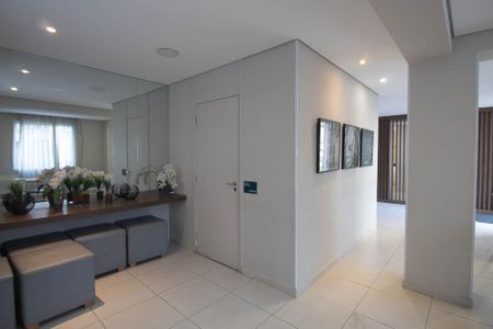 Apartamento à venda com 49m², 2 quartos e 1 vaga Apartamento à venda com 49m², 2 quartos e 1 vagaÁrea comum - Salão de festas