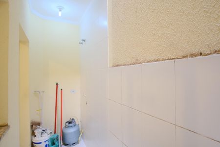 Casa de condomínio para alugar com 75m², 2 quartos e 1 vagaÁrea de Serviço