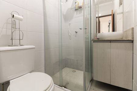 Casa de condomínio à venda com 80m², 2 quartos e 1 vaga Casa de condomínio à venda com 80m², 2 quartos e 1 vagaBanheiro