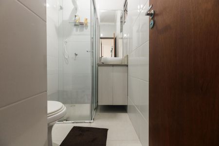 Casa de condomínio à venda com 80m², 2 quartos e 1 vaga Casa de condomínio à venda com 80m², 2 quartos e 1 vagaBanheiro