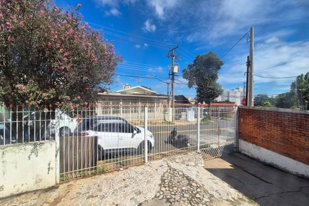 Vista da Sala  de casa para alugar com 2 quartos, 130m² em Parque Industrial, Campinas