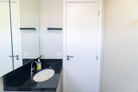 Apartamento para alugar com 36m², 2 quartos e sem vagaBanheiro