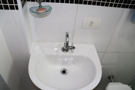 Apartamento para alugar com 70m², 2 quartos e sem vagaBanheiro