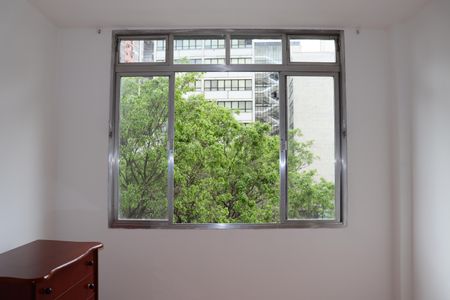 Apartamento para alugar com 70m², 2 quartos e sem vagaDormitório 1