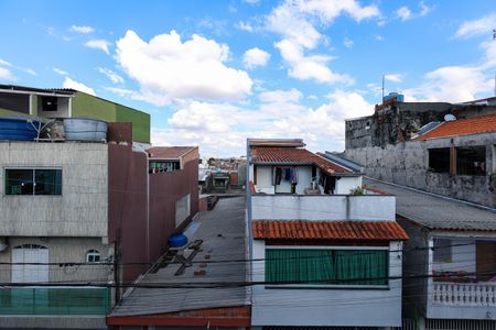 Vista do Quarto 1 de casa para alugar com 2 quartos, 70m² em Jardim Saint Moritz, Taboão da Serra