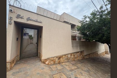 Apartamento para alugar com 45m², 1 quarto e 1 vagaFachada