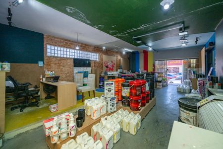 Casa à venda com 250m², 3 quartos e 4 vagasSalão comercial