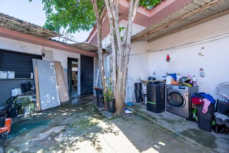 Casa à venda com 250m², 3 quartos e 4 vagasQuintal