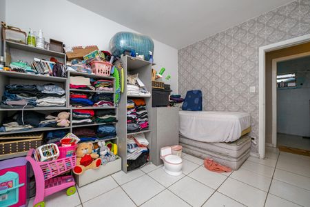 Quarto de casa à venda com 3 quartos, 250m² em Jabaquara, São Paulo