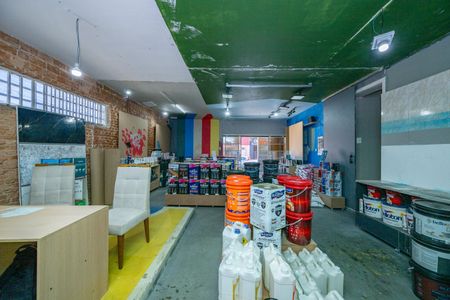 Casa à venda com 250m², 3 quartos e 4 vagasSalão comercial