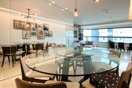 Sala de apartamento à venda com 3 quartos, 108m² em Sion, Belo Horizonte