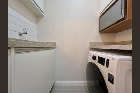 Área de Serviço   de apartamento à venda com 1 quarto, 64m² em Vila Cordeiro, São Paulo