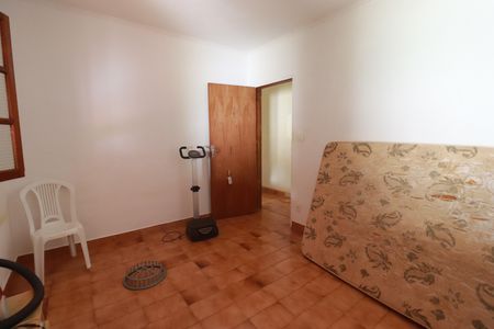 Casa para alugar com 1600m², 4 quartos e 12 vagasQuarto 2