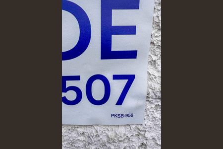 Casa à venda com 259m², 2 quartos e 2 vagas Casa à venda com 259m², 2 quartos e 2 vagasPlaca Instalada na Fachada