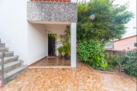 Casa à venda com 259m², 2 quartos e 2 vagas Casa à venda com 259m², 2 quartos e 2 vagasQuintal e Garagem