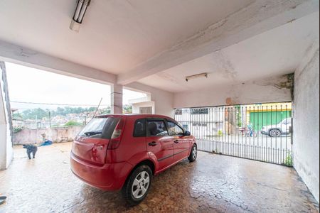 Casa à venda com 259m², 2 quartos e 2 vagas Casa à venda com 259m², 2 quartos e 2 vagasQuintal e Garagem