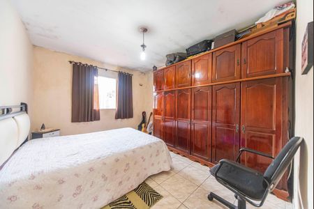 Casa à venda com 259m², 2 quartos e 2 vagas Casa à venda com 259m², 2 quartos e 2 vagasQuarto 2