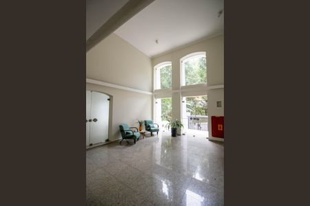 Apartamento à venda com 121m², 3 quartos e 2 vagas Apartamento à venda com 121m², 3 quartos e 2 vagasHall de entrada