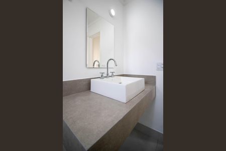 Apartamento à venda com 121m², 3 quartos e 2 vagas Apartamento à venda com 121m², 3 quartos e 2 vagasBanheiro