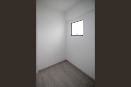 Apartamento à venda com 121m², 3 quartos e 2 vagas Apartamento à venda com 121m², 3 quartos e 2 vagasQuarto de Serviço