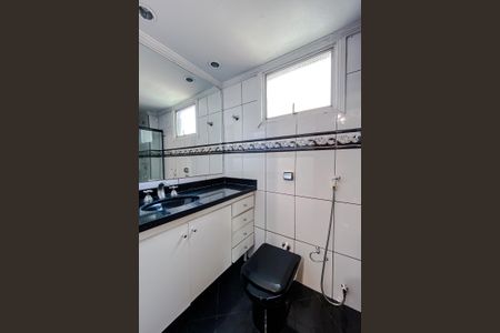 Apartamento para alugar com 107m², 3 quartos e 2 vagasBanheiro da Suíte