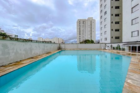 Apartamento para alugar com 107m², 3 quartos e 2 vagasÁrea comum - Piscina