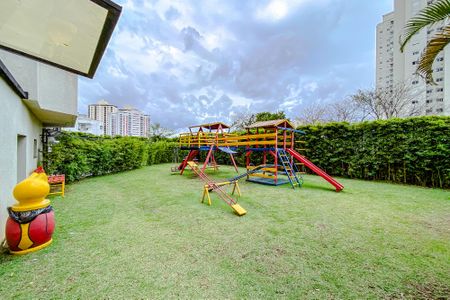 Apartamento para alugar com 107m², 3 quartos e 2 vagasÁrea comum - Playground