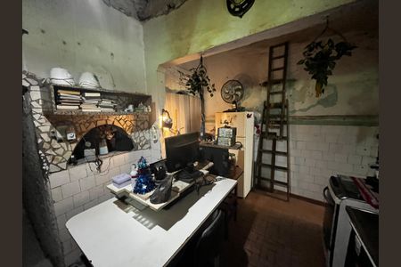 Casa à venda com 175m², 2 quartos e sem vaga Casa à venda com 175m², 2 quartos e sem vagaCozinha