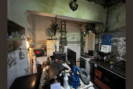 Casa à venda com 175m², 2 quartos e sem vaga Casa à venda com 175m², 2 quartos e sem vagaCozinha