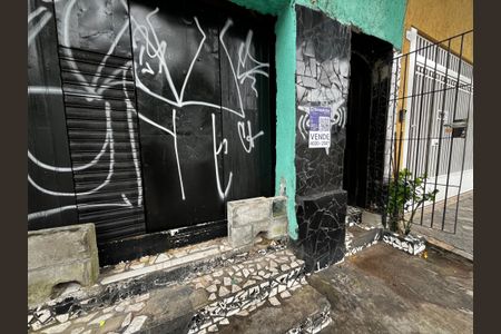 Casa à venda com 175m², 2 quartos e sem vaga Casa à venda com 175m², 2 quartos e sem vagaFachada/Placa