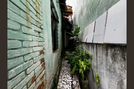 Casa à venda com 175m², 2 quartos e sem vaga Casa à venda com 175m², 2 quartos e sem vagaCorredor