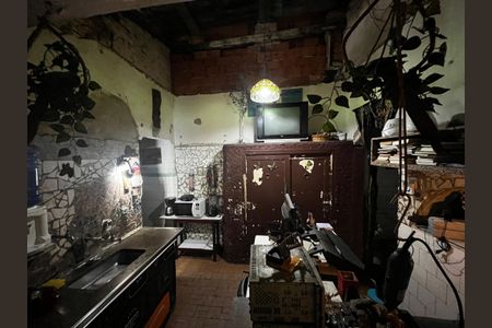 Casa à venda com 175m², 2 quartos e sem vaga Casa à venda com 175m², 2 quartos e sem vagaCozinha