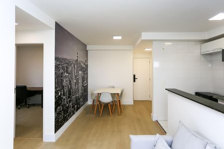 Apartamento à venda com 45m², 2 quartos e 1 vaga Apartamento à venda com 45m², 2 quartos e 1 vagaSala