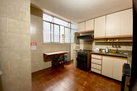 Apartamento à venda com 167m², 3 quartos e 1 vagaCozinha 
