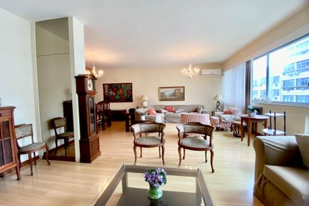 Sala  de apartamento à venda com 3 quartos, 167m² em Copacabana, Rio de Janeiro