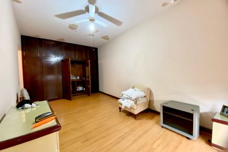 Apartamento à venda com 167m², 3 quartos e 1 vagaSuite 