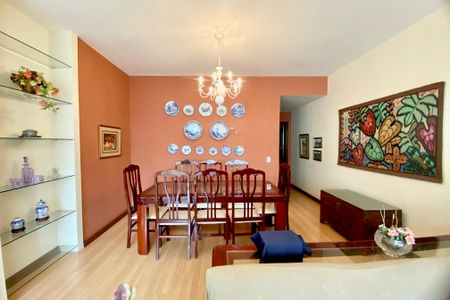 Apartamento à venda com 167m², 3 quartos e 1 vagaSala de jantar 