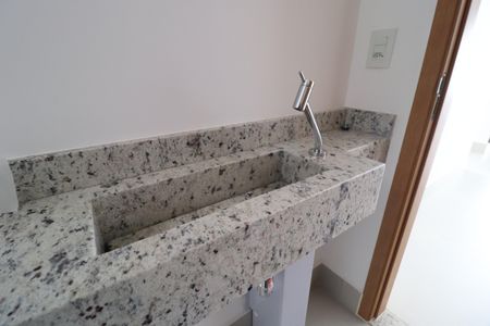 Lavabo de apartamento para alugar com 3 quartos, 103m² em Jardim Sul, Uberlândia