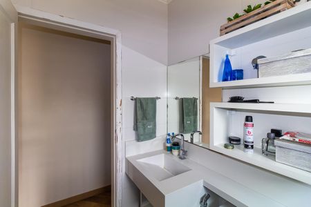 Casa à venda com 280m², 4 quartos e 5 vagasBanheiro 3